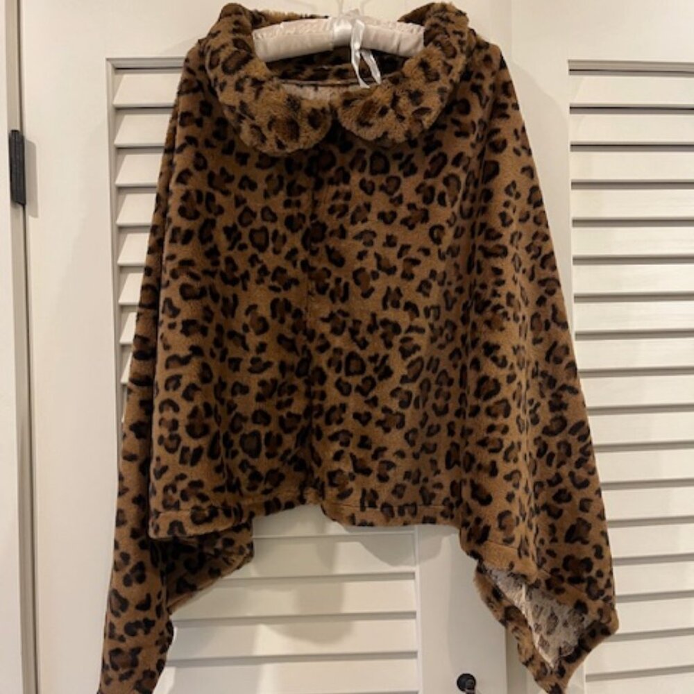 Leopard Faux Fur Cape